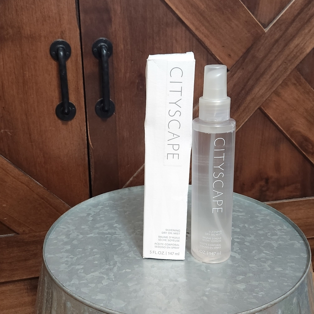 NEW Mary Kay Cityscape Body Spray